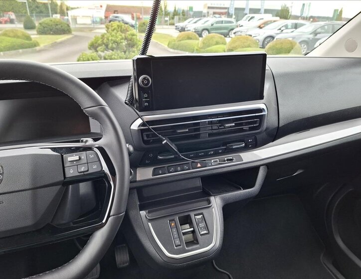 Citroën SpaceTourer MPV 2,0 l 130 kw