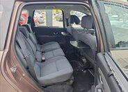 Renault Grand Scénic 13