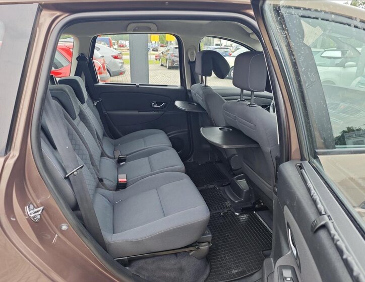 Renault Grand Scénic 13