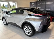 Toyota C-HR 6