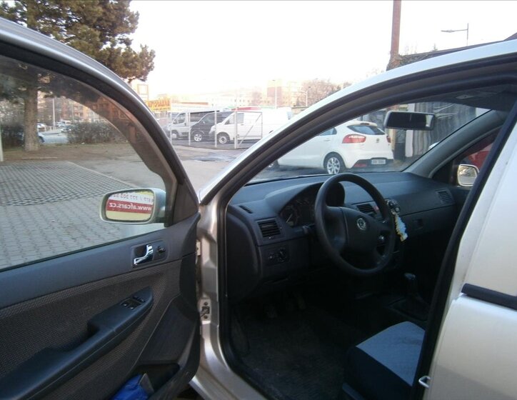 Škoda Fabia Hatchback 1,2 l 40 kw