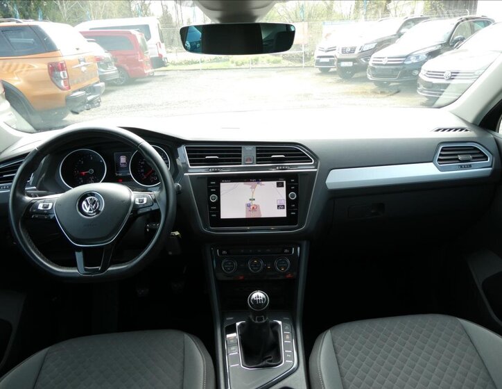 Volkswagen Tiguan SUV / Terénní 2,0 l 110 kw