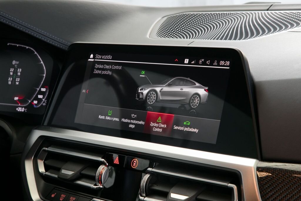 BMW M4 Kupé 3,0 l 353 kw