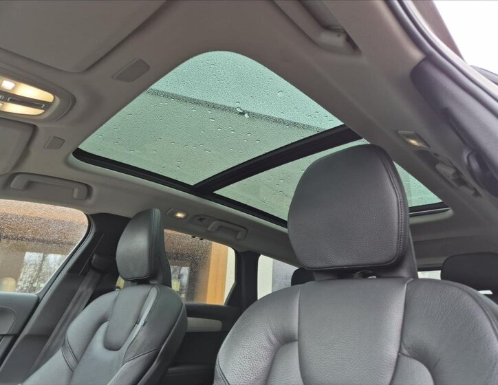 Volvo V90 Kombi 2,0 l 145 kw