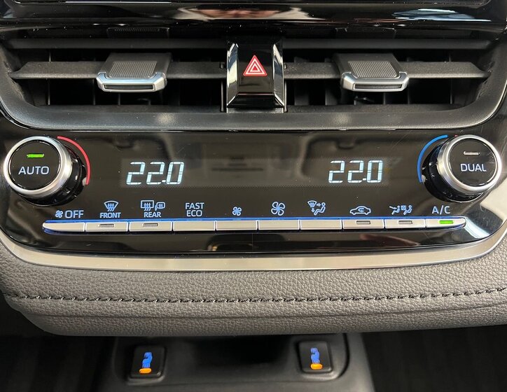 Toyota Corolla Sedan 1,5 l 92 kw