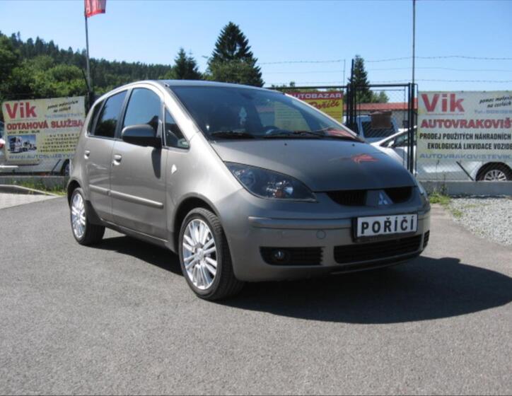 Mitsubishi Colt 1