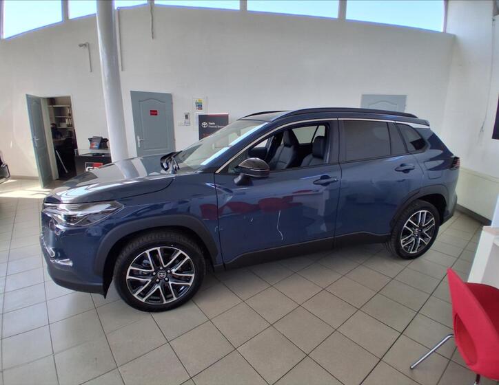 Toyota Corolla Cross 3