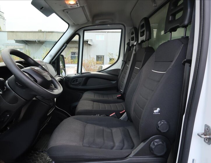 Iveco Daily 12