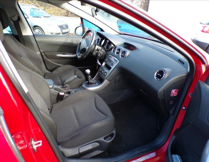 Peugeot 308 Kombi 1,6 l 88 kw