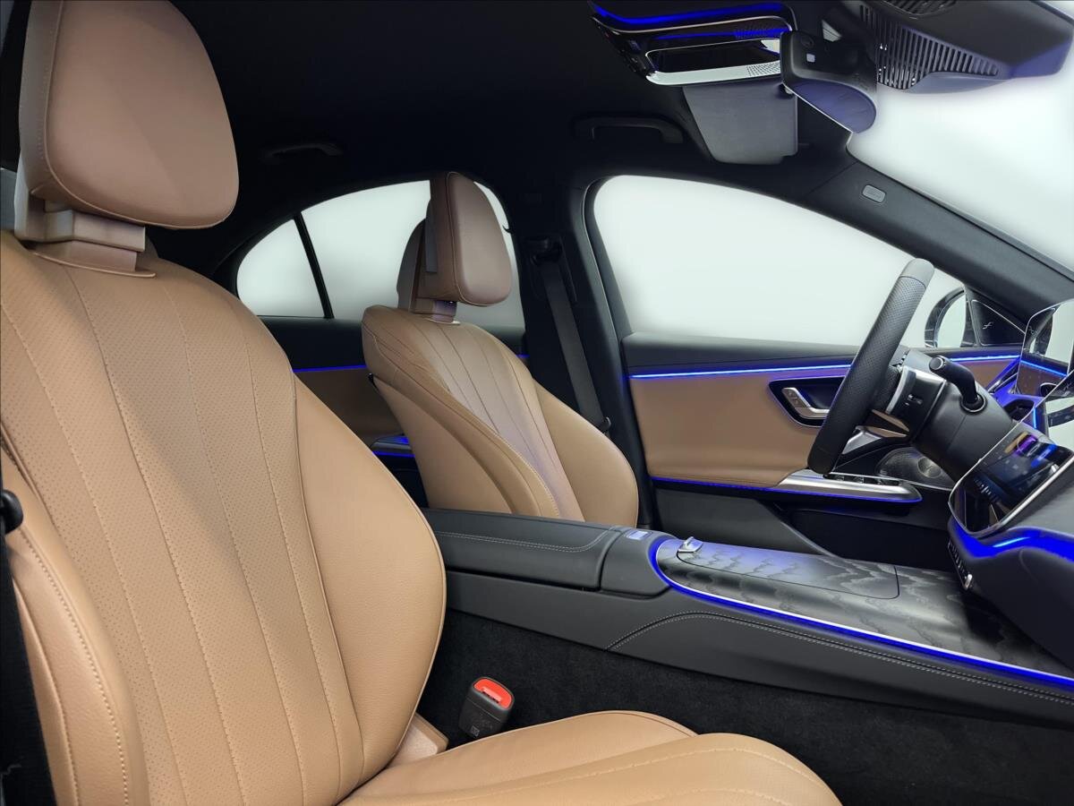 Mercedes-Benz Třídy E Sedan 2,0 l 185 kw