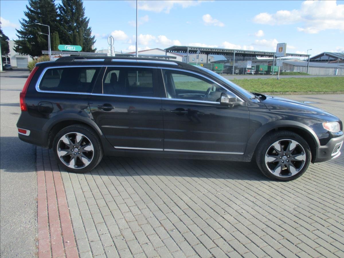 Volvo XC70
