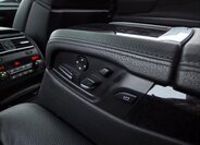 BMW Řada 7 Sedan / Limuzína 4,4 l 300 kw