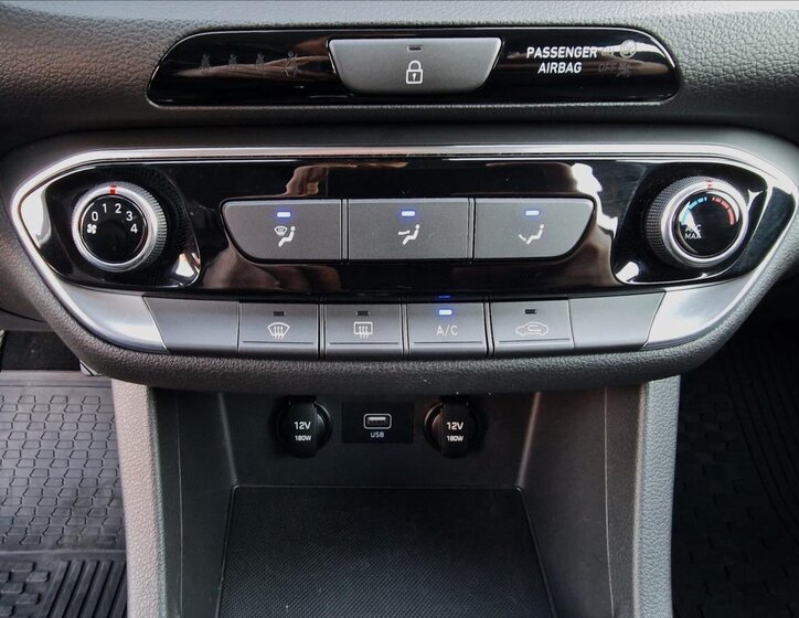 Hyundai i30 Kombi 1,6 l 85 kw