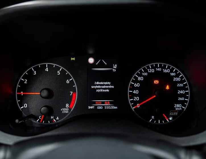 Toyota Yaris Hatchback 1,6 l 192 kw