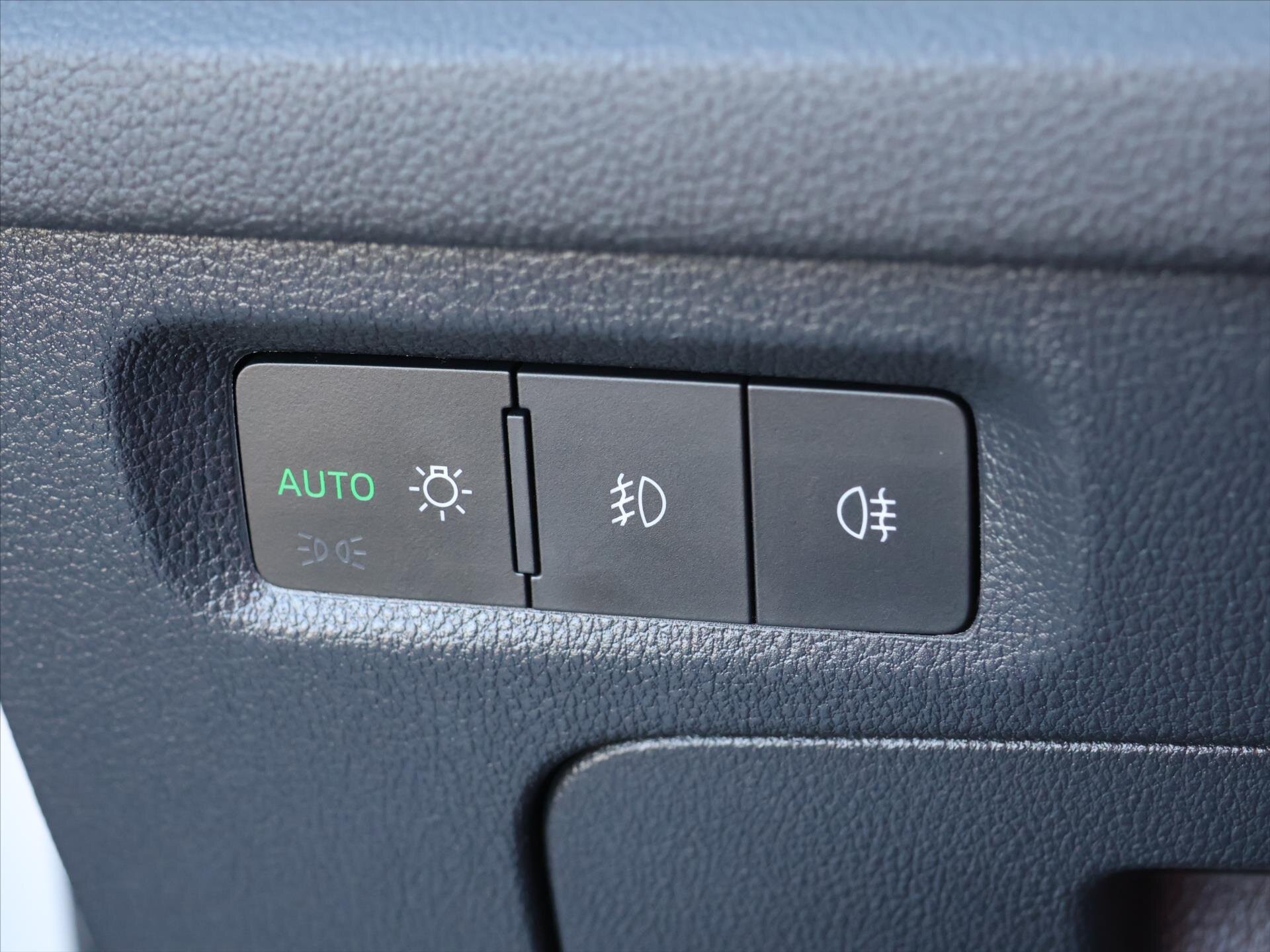 Škoda Octavia Kombi 999,0 81 kw