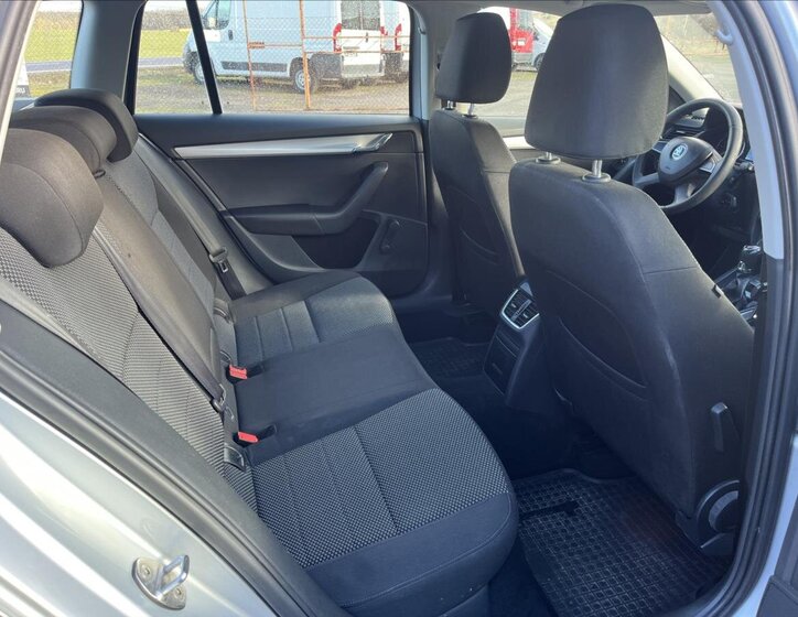 Škoda Octavia Kombi 1,6 l 77 kw