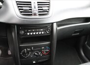 Peugeot 207 Kombi 1,4 l 54 kw