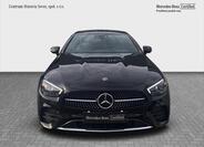 Mercedes-Benz Třídy E 8