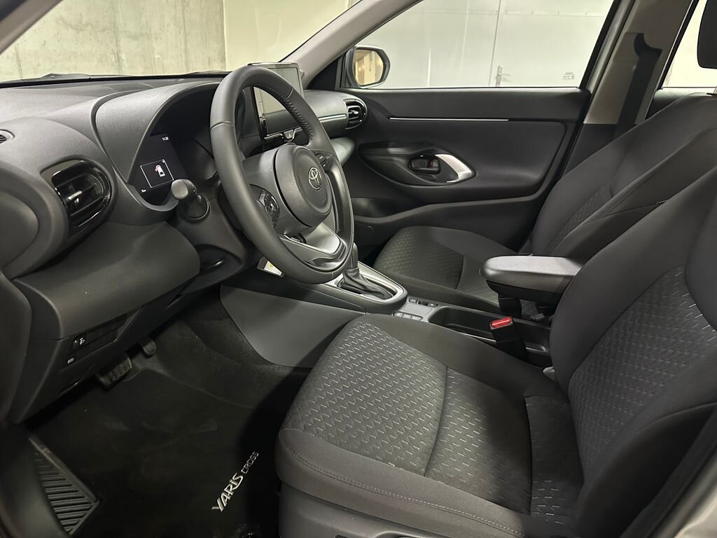 Toyota Yaris Cross SUV 1,5 l 68 kw