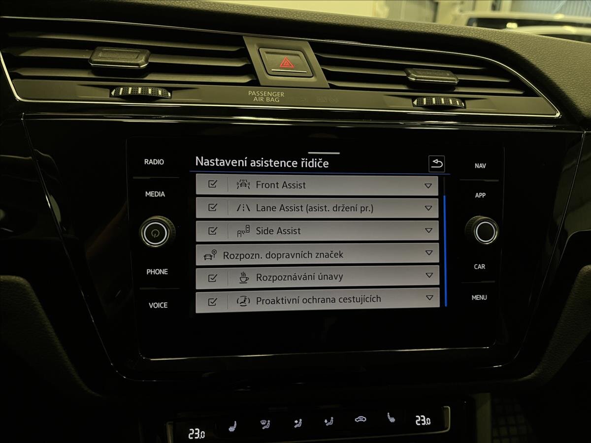 Volkswagen Touran MPV 1,5 l 110 kw