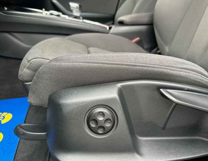 Audi A4 Kombi 2,0 l 140 kw