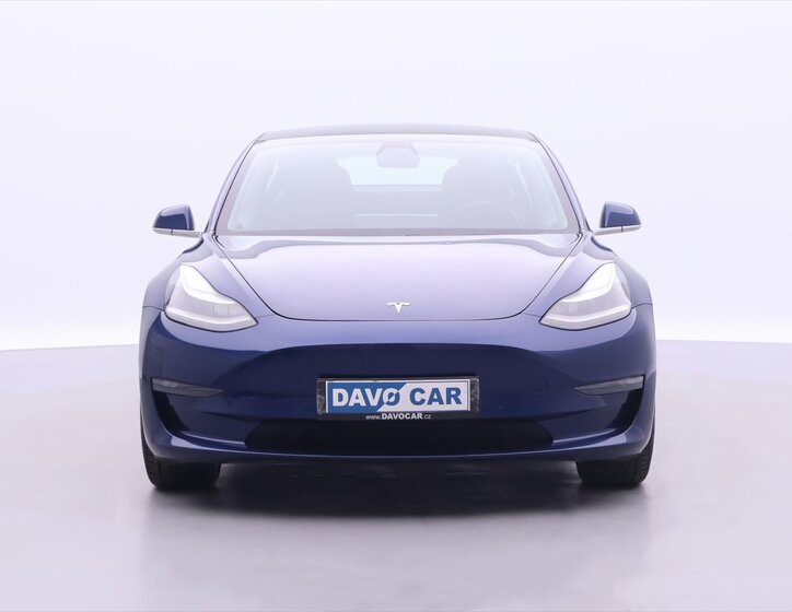 Tesla Model 3 Sedan / Limuzína 0,0 324 kw