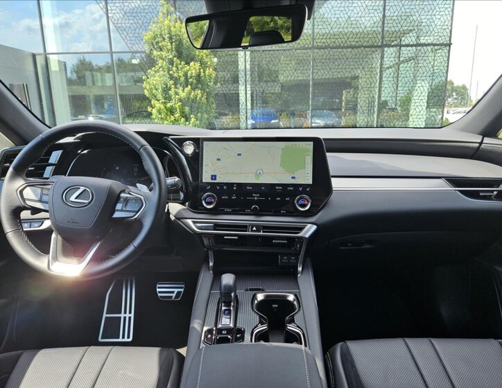 Lexus RX 500h SUV / Terénní 2,4 l 273 kw