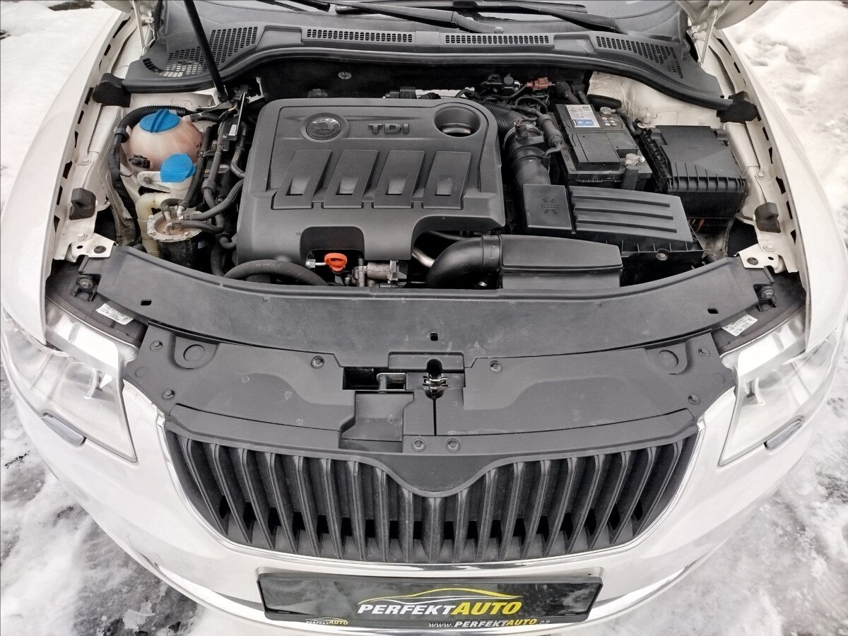 Škoda Superb Kombi 2,0 l 103 kw