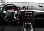 Ford S-MAX MPV 2,0 l 103 kw