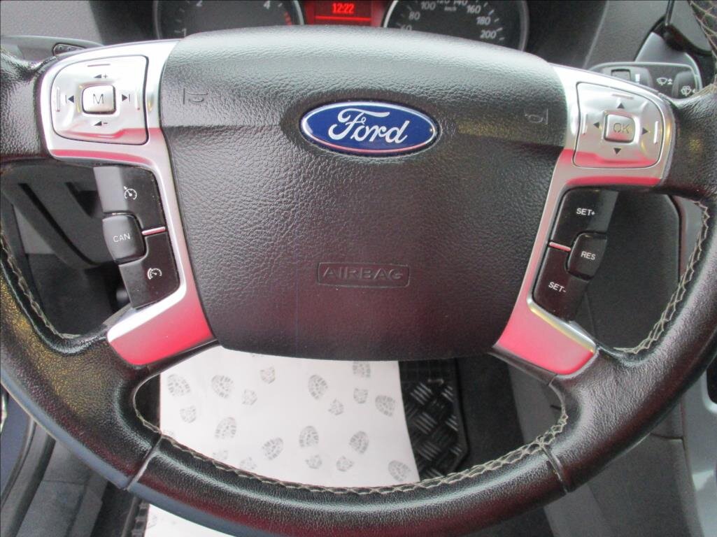 Ford Mondeo Kombi 2,0 l 103 kw