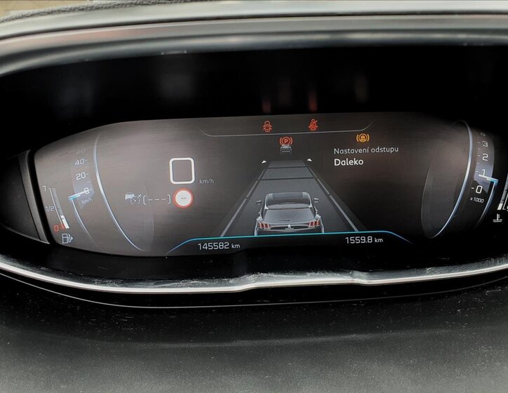 Peugeot 5008 SUV / Terénní 1,5 l 96 kw