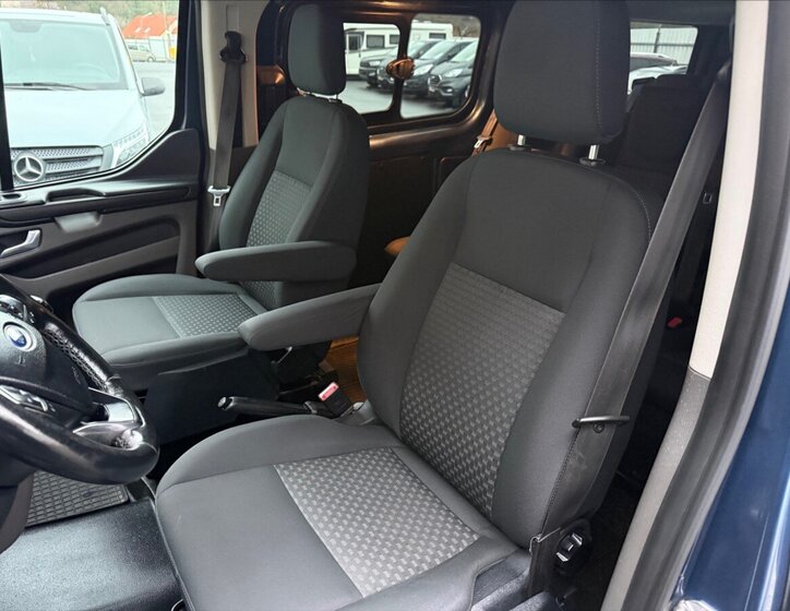 Ford Transit Custom MPV 2,0 l 96 kw