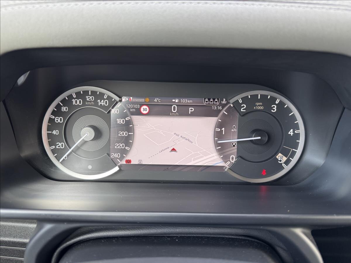 Land Rover Defender SUV / Terénní 3,0 l 183 kw