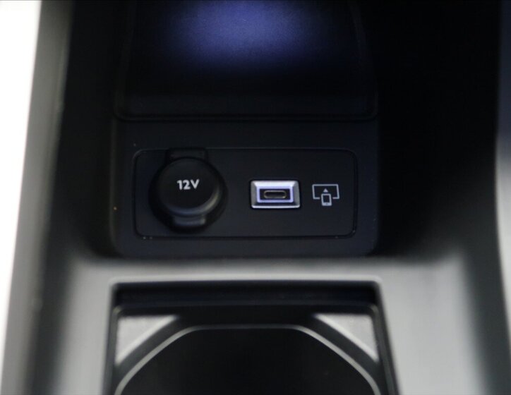 Peugeot 308 Kombi 1,5 l 96 kw