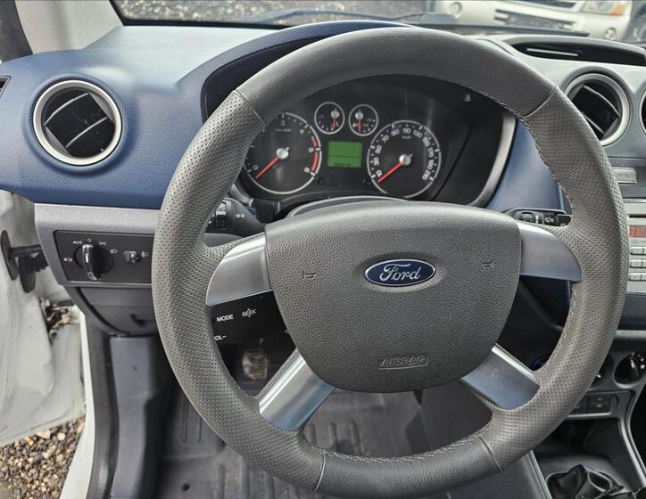 Ford Transit Connect 12