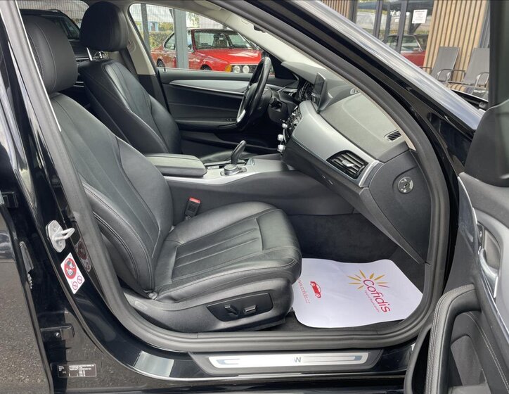 BMW Řada 5 Kombi 2,0 l 140 kw