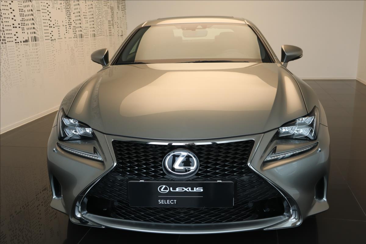 Lexus RC 200t