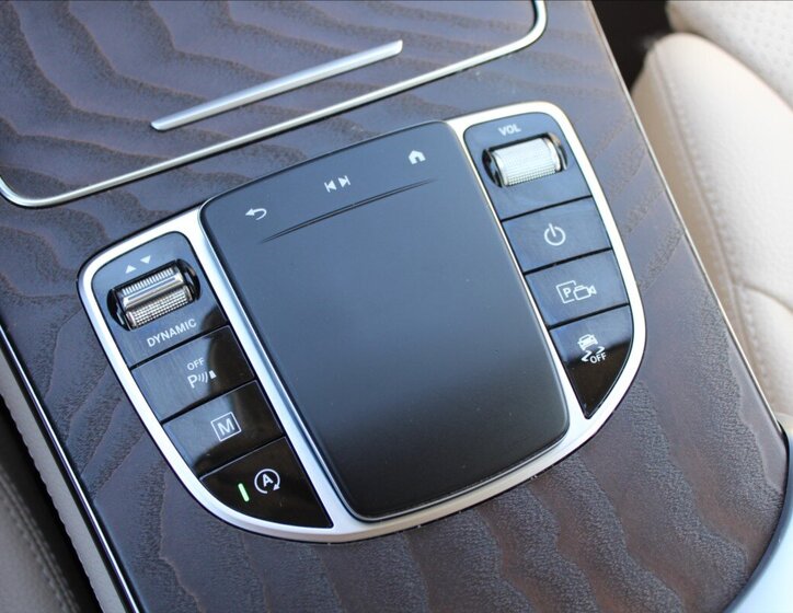 Mercedes-Benz GLC SUV 2,0 l 143 kw