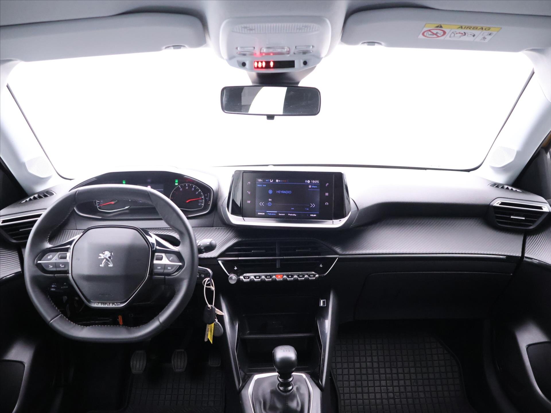 Peugeot 208 Hatchback 1,2 l 74 kw