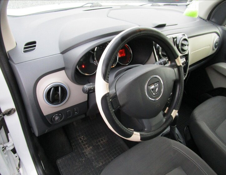 Dacia Lodgy 10