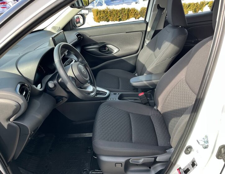 Toyota Yaris Cross SUV 1,5 l 68 kw