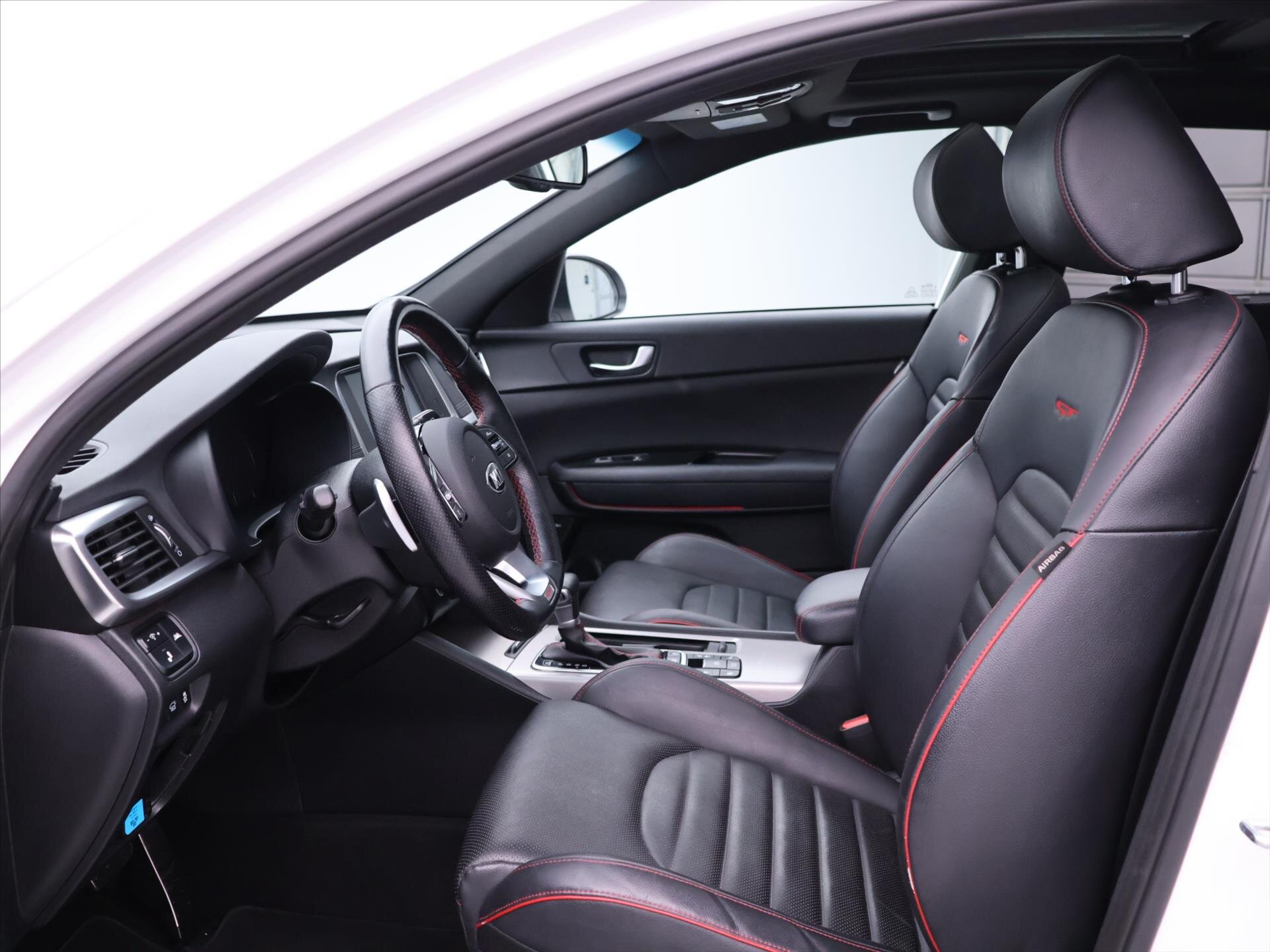 KIA Optima Kombi 2,0 l 175 kw