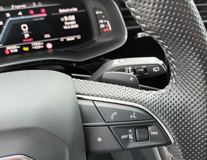 Audi SQ8 SUV / Terénní 4,0 l 320 kw