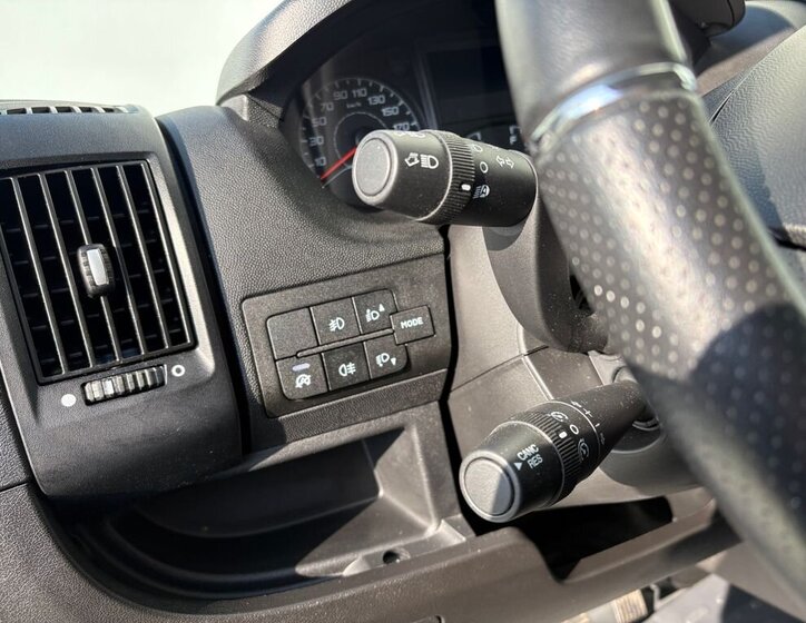 Opel Movano Skříň 2,2 l 103 kw