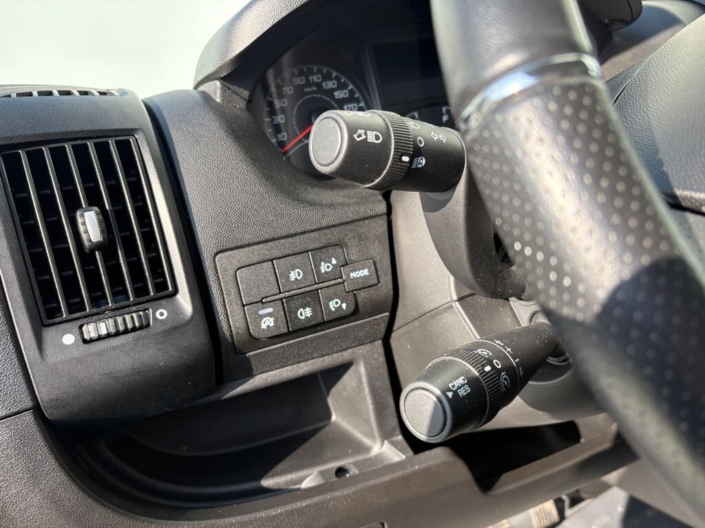 Opel Movano Skříň 2,2 l 103 kw