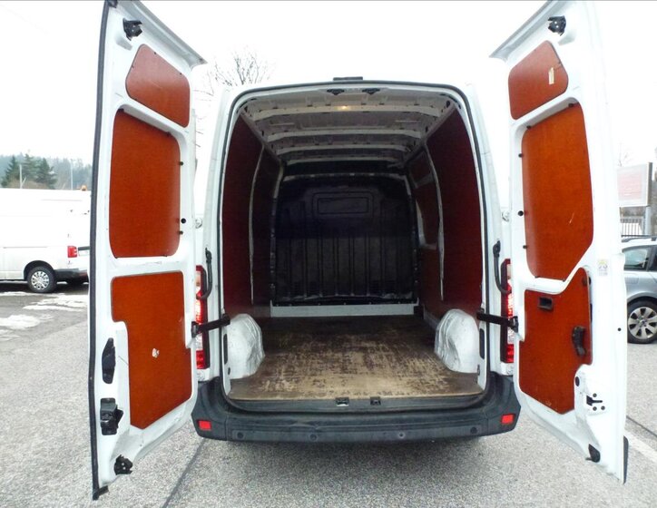 Renault Master 19