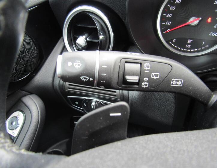 Mercedes-Benz GLC 27