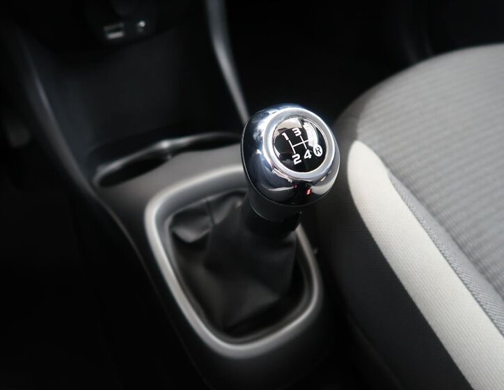 Toyota Aygo Hatchback 998,0 53 kw