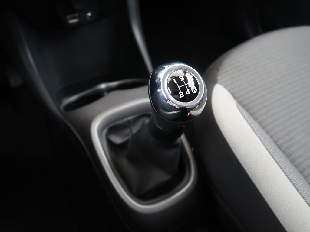Toyota Aygo Hatchback 998,0 53 kw
