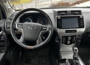 Toyota Land Cruiser 12